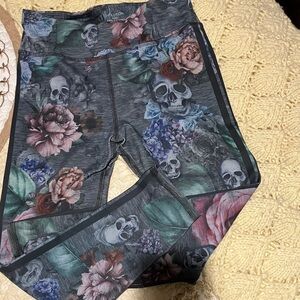 Evolution and Creation Gray Floral Skull Leggings